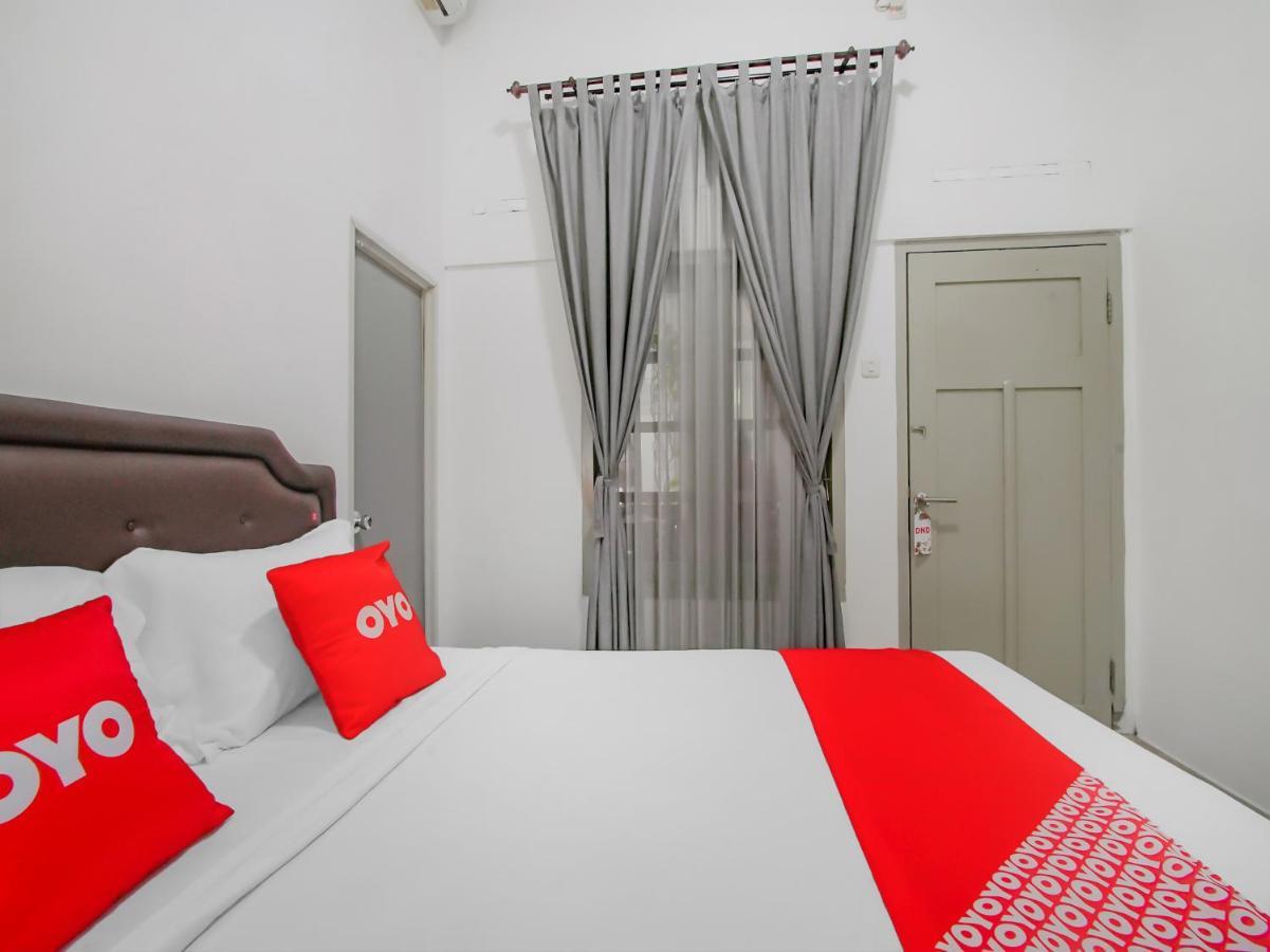 Hotel Oyo 3371 Omah Saras Family 2*